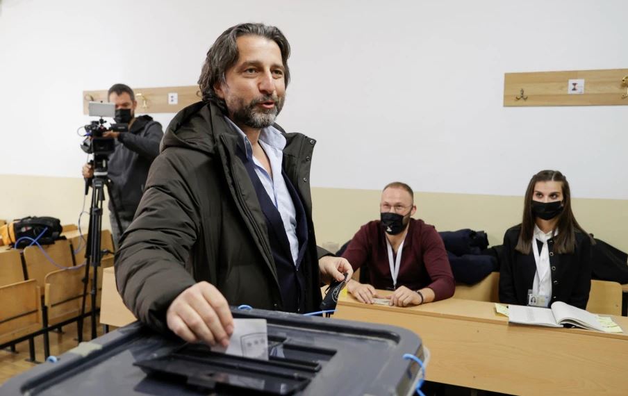 Fitoi përballë Vitisë/ Kush është arkitekti që do të drejtojë Prishtinën?