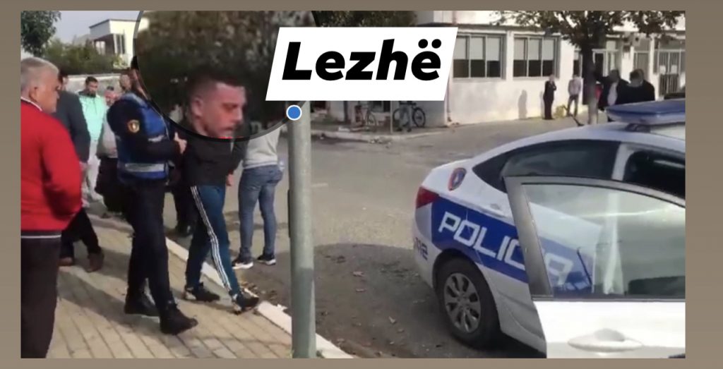 Hajduti  “arrestohet” nga mësuesi i Fizkulturës dhe banorët