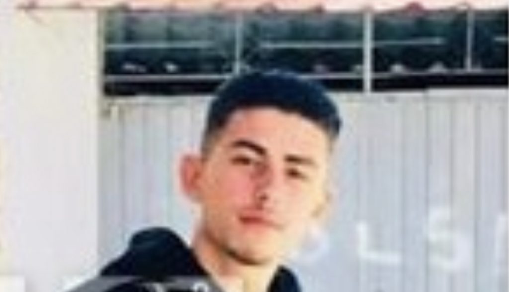 FOTO/ Ky është 26-vjeçari i plagosur në sherrin me thika në Elbasan