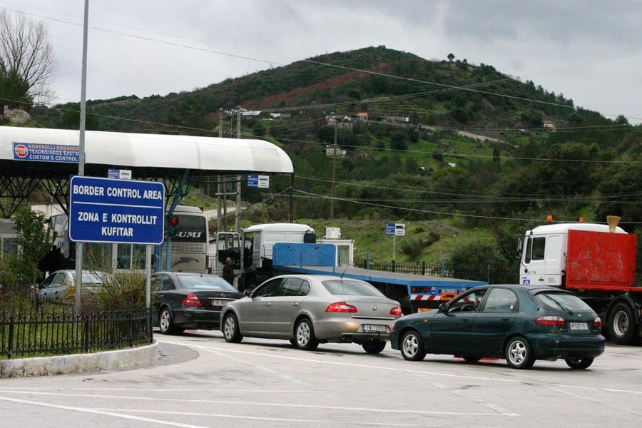 Greqi, sot në fuqi masat e reja anti-Covid/ Ja çfarë duhet të kenë parasysh shqiptarët që udhëtojnë drejt Greqisë