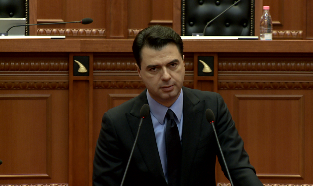 “Keni lëshuar gjuhën, që kur ju lanë nervat. Po s’jeni në Foltore”/ Basha-Spiropalit: Do të vijë koha të bërtasësh para gjyqtarëve. Doni vetting? Nisni nga vetja