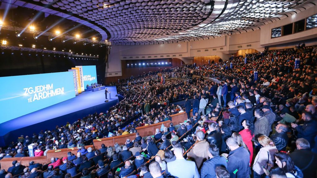 Basha poston fotot nga Kuvendi Kombëtar: Plot shpresë për demokratët që hapën sot një horizont të ri për PD-në dhe Shqipërinë