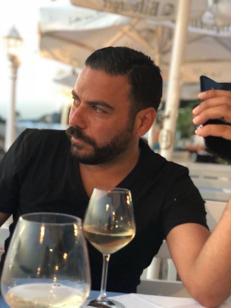 “Do të bëhesh milioner”/ Kush është bosi izraelit që u arrestua për call center-at në Shqipëri?