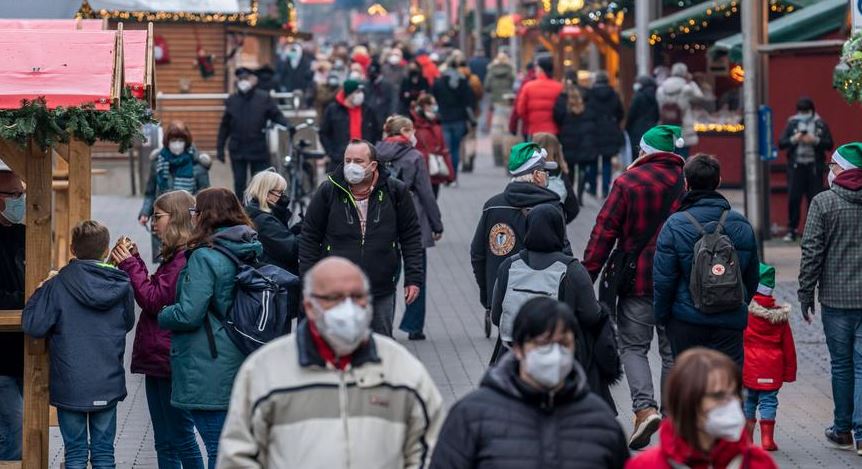 Gjermania para kufizimeve të reja, flet virologu i njohur: Duhet të përgatitemi se mund të kemi një valë të fortë! Pse kaq frikë nga Omikron?