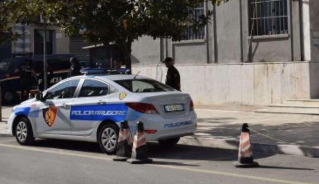 Plagosje në dhomën e një hoteli në autostradë, policia jep detajet e para nga ngjarja