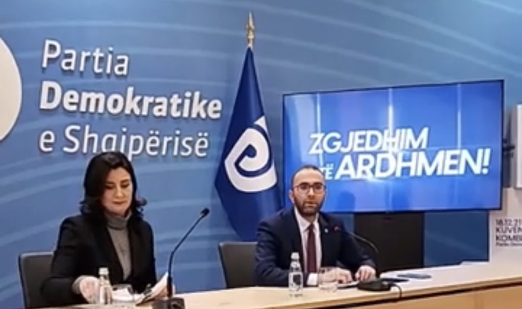 Sekretari i Përgjithëm i PD: Në Kuvendin e Sali Berishës ishin ulur si deleatë kandidatët e Jozefina Topallit dhe Tom Doshit