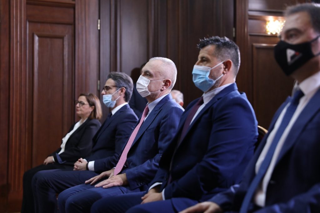 Emërimet e reja në KED, Presidenti Meta: Suksese në përmbushjen e detyrës ashtu siç ligji dhe Kushtetuta sanksionon