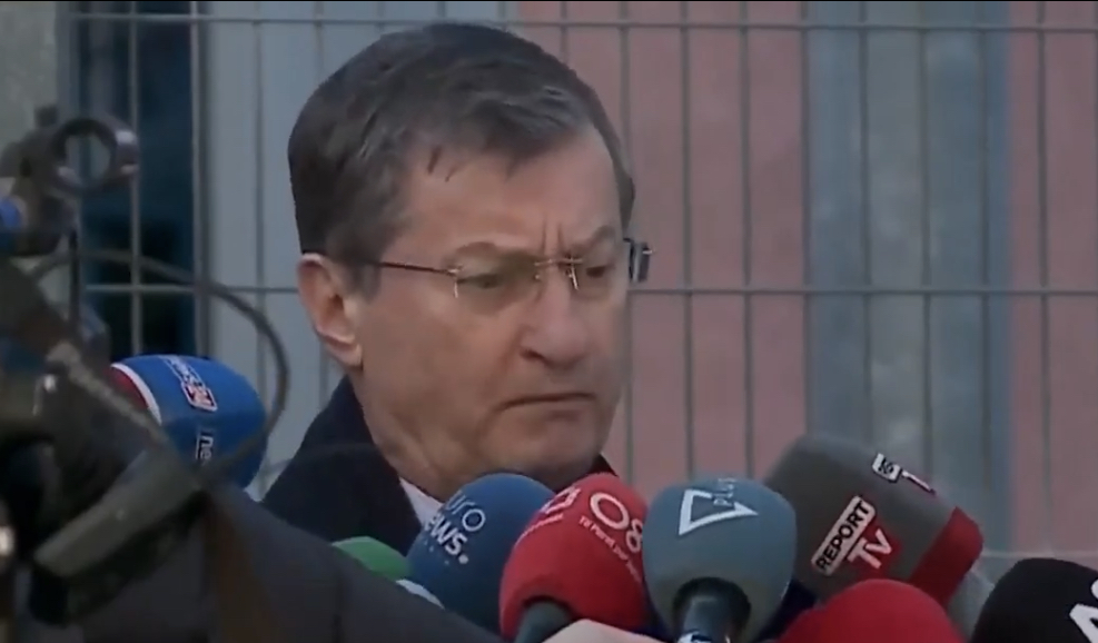 “U morëm me veprën shpërdorim detyre”- Avokati i Lefter Kokës: Kallëzimi është politik. Nuk është normale që të arrestohet një person që…