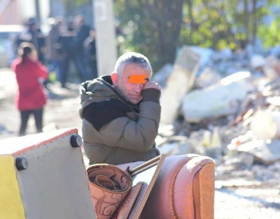 MOS QAJ MIK!