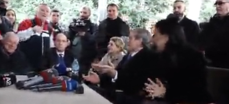 Berisha ulet në kafene pas deklaratave të forta te selia e PD