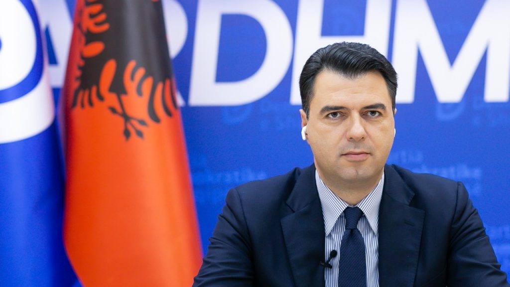 “Grupi “na bashkoi non-grata amerikane” ka qëllim të asgjësojë partinë”
