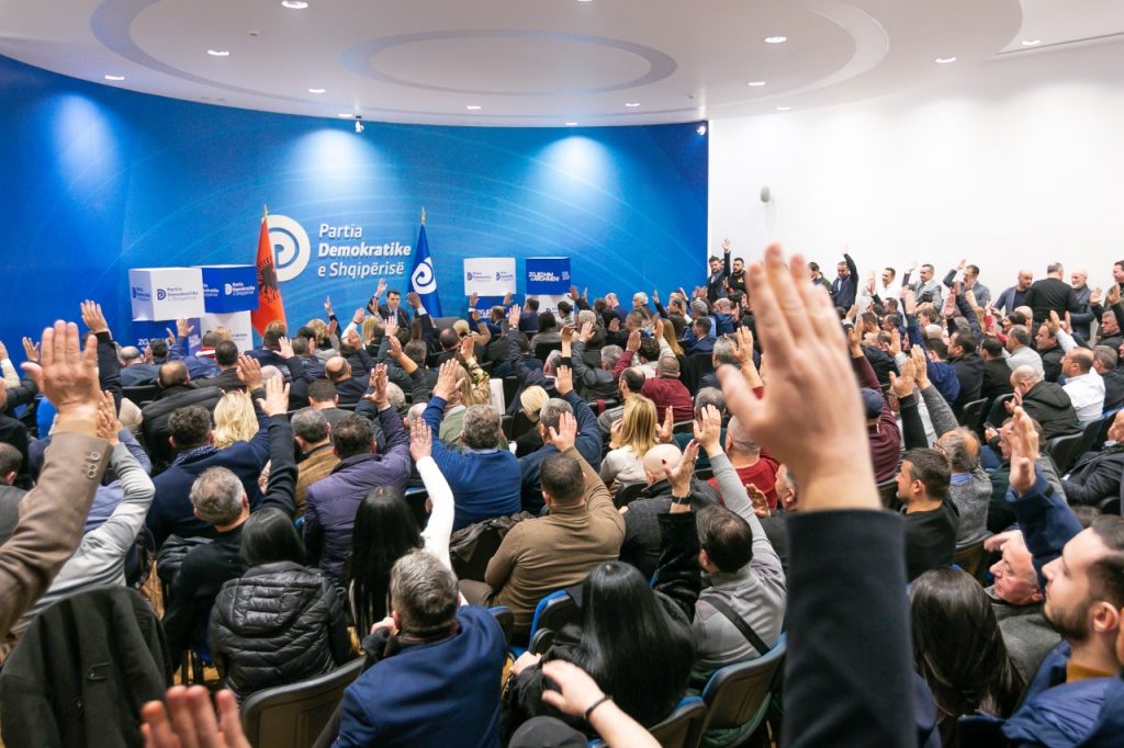 Partia Demokratike mbledh Këshillin Kombëtar të shtunën, çfarë pritet të diskutohet