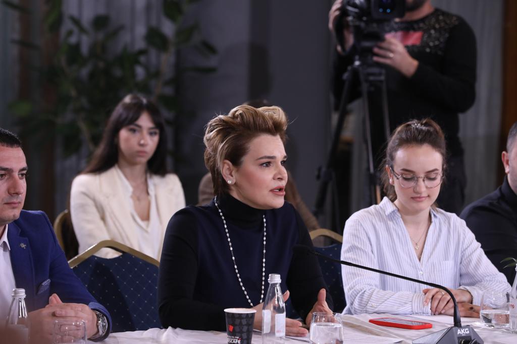 Kryemadhi prezanton Ekipin e Gjeneratës për Ndryshim: Vota që morëm në 25 prill s’u përkthye në mandate