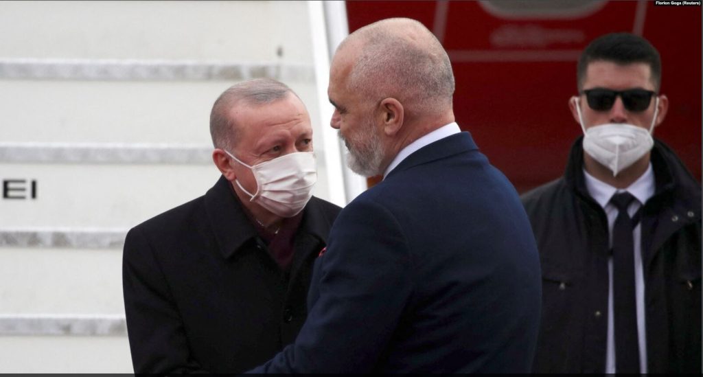 REL: Erdogan kërkon që Shqipëria të ndërmarrë veprime kundër gylenistëve