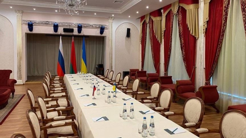 Zhvillohen sot bisedimet mes diplomatëve, delegacioni ukrainas mbërrin në Bjellorusi