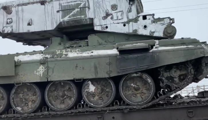 VIDEO/ Luftime të ashpra për të marrë Kharkivin, ushtria ukrainase ‘dhëmbë për dhëmbë’ me armikun. Pamjet e frikshme