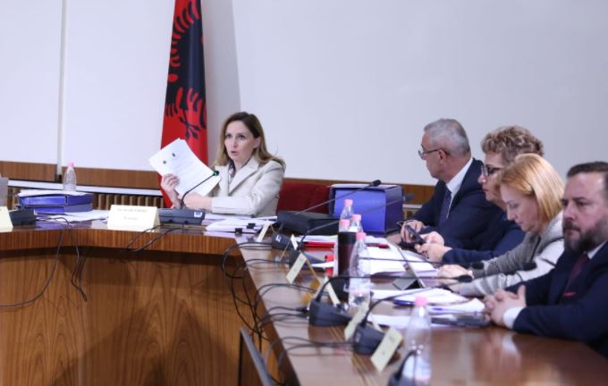 Tabaku publikon raportin e KLSH: Inceneratorët janë pa leje mjedisore