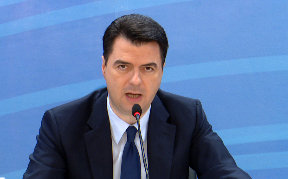 Lulzim Basha paralajmëron dhe i bën thirrje SPAK: Veproni, mos prisni shkarkimin e ministrit të radhës