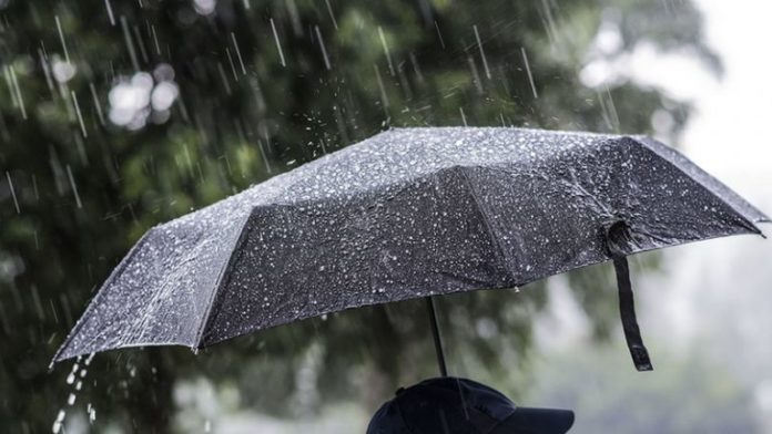 Temperaturat e ulëta i lënë vendin motit me shi