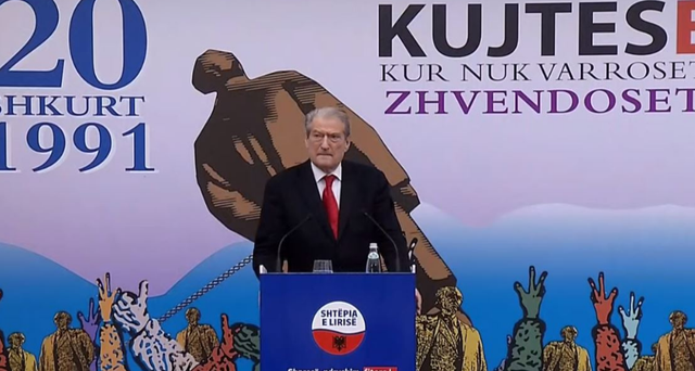 Berisha flet nga Qytet Studenti: Enveri diktatori më mizor në Evropë