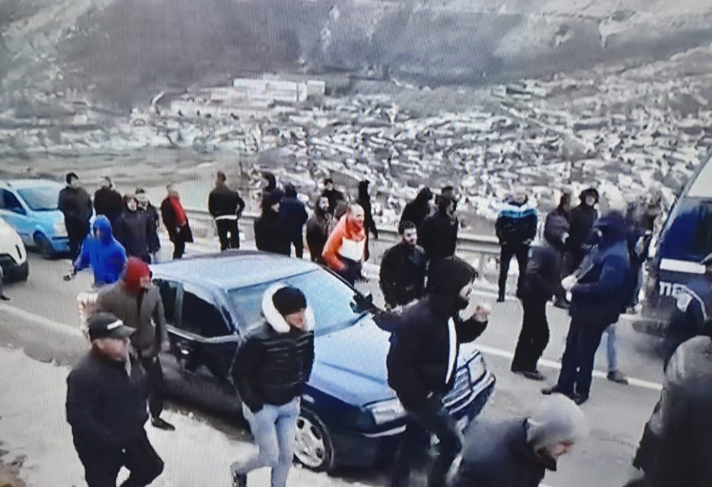 E gjithë Shqipëria në këmbë kundër rritjes së çmimeve, qytetarët bllokojnë edhe “Rrugën e Arbërit