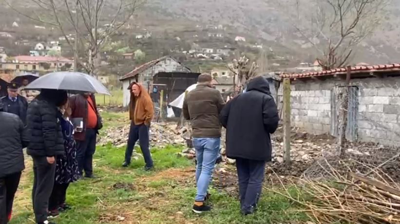 Vidhen katër familje në Lezhë, banorët e shqetësuar: Hajdutët i kanë prerë kokën…