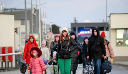 Lufta/ Zyrtari i OKB-së: Afro 680 mijë qytetarë janë larguar nga Ukraina! Apel donatorëve për 1.7 miliardë dollarë në ndihmë të refugjatëve