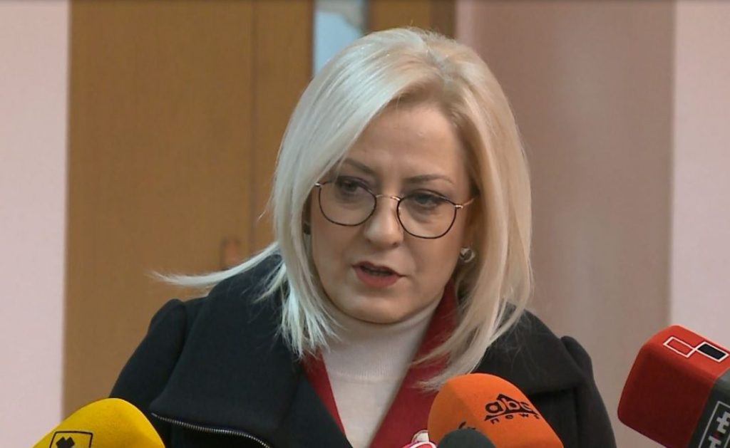 Lindita Nikolla i përgjigjet grupit të PD: Bllako dorëzoi mandatin, kërkesa e SPAK nuk është më objekt i Kuvendit