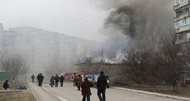 Rusët bombardojnë maternitetin në Ukrainë, nuk dihet nëse ka viktima
