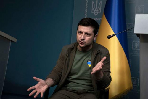 Zelensky kritikon mosndërhyrjen e NATO-s: Po tregoheni të dobët