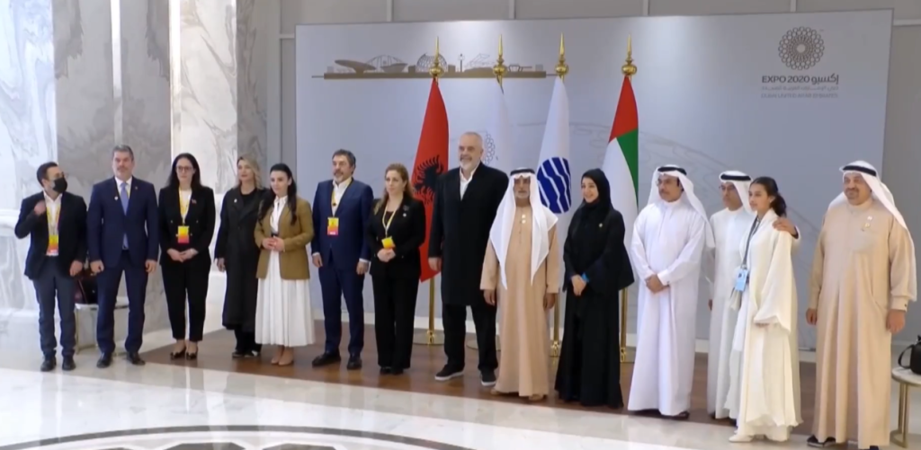 Kryeministri Rama publikon pamjet nga vizita në Dubai