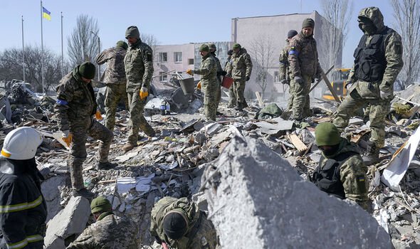 Putin “tradhëtohet” nga aleatët e tij, ushtarët vullnetarë të Bjellorusisë mbështesin shtetin e Zelensky-t