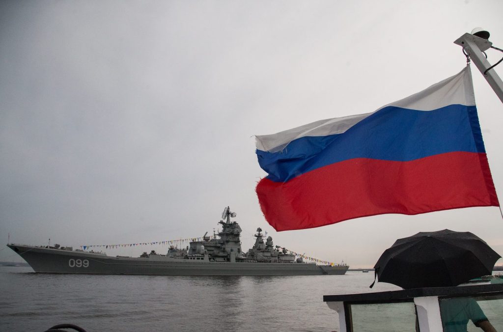 Trazira anti-Putin në horizont? Presidenti rus ‘tradhtohet’ nga njerëzit e tij, marinsat injorojnë urdhrat dhe refuzojnë të sulmojnë qytetin ukrainas