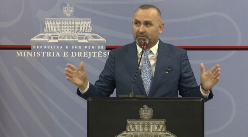 Diçka e madhe po “gatuhet”, Manja: Kemi një superhetim në dorë! Kush do arrestohet?