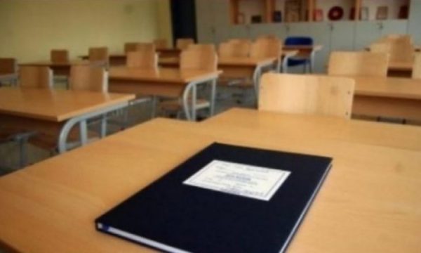 SHIFRAT Alarmuese: MË SHUMË SE NJË E TRETA E 25-39 VJEÇARËVE SHQIPTARË JANË VETËM ME ARSIM FILLOR