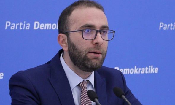 Mbledhja në PD, edhe Gazment Bardhi i kërkon Bashës të bëjë një hap pas: Tërheqja juaj dhe e Sali Berishës mund të japë një shans për zgjidhje
