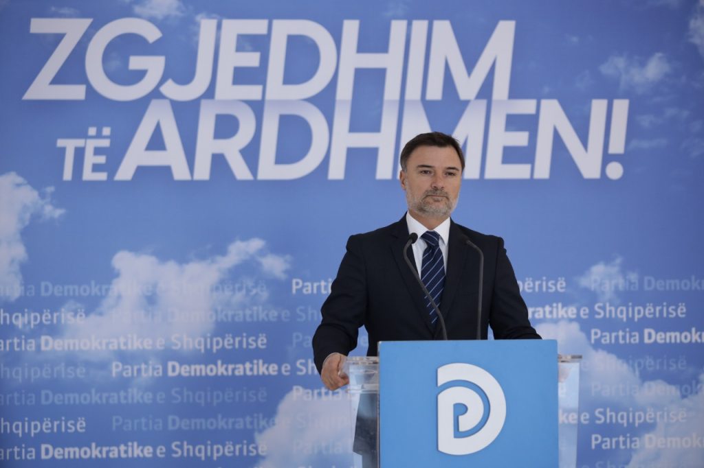 Alibeaj i ofron dy alternativa Bashës: Duhet një substancë bashkimi e sinqertë