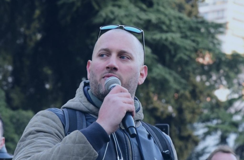 Pse nuk ka  të  drejtë Flor Binaj të krijojë PARTI TË RE?!