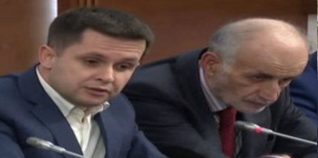 Mjeku Ilir Alimehmeti: Vuajmë nga largimi i mjekëve, duhet të bëjmë më shumë për t’i mbajtur studentët këtu