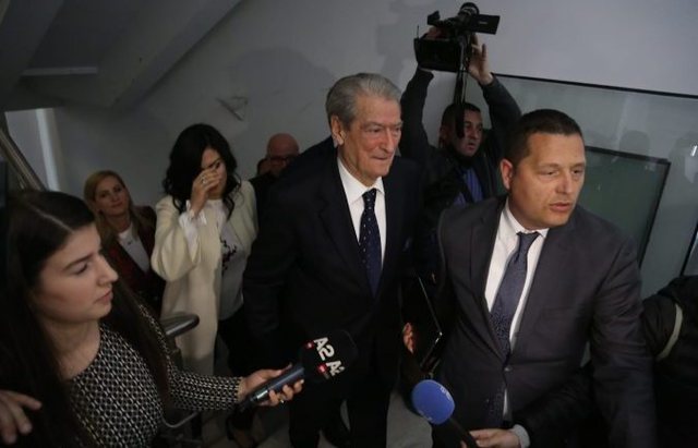 “Peng je ti”, “Mos guxo të flasësh ashtu”