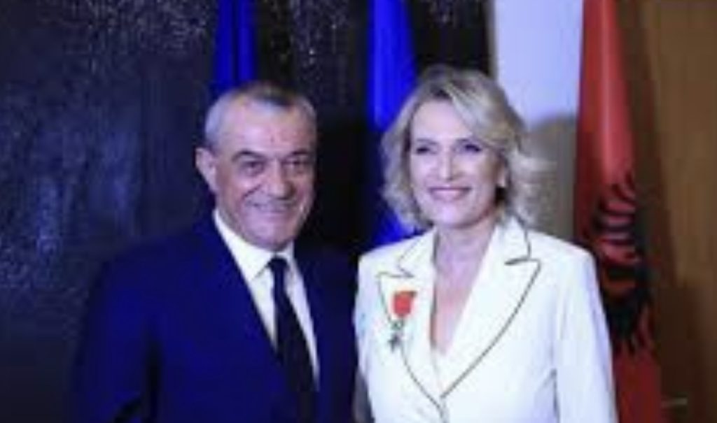 Nga Ruçi tek   Mimi Kodheli e Namik Dokle, emrat e deputetëve të PS të propozuar në garën për postin e Presidentit të ri