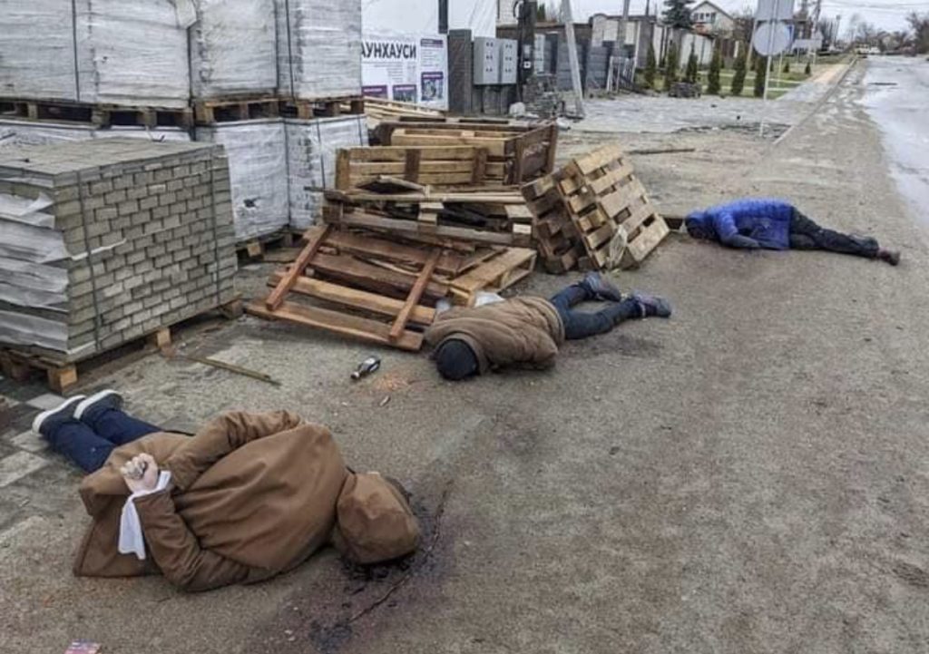 PAMJET E TMERRIT/ Kufoma të gjymtuara fëmijësh e çdo gjë e shkatërruar, çfarë lanë pas trupat rusë në Kiev (VIDEO)