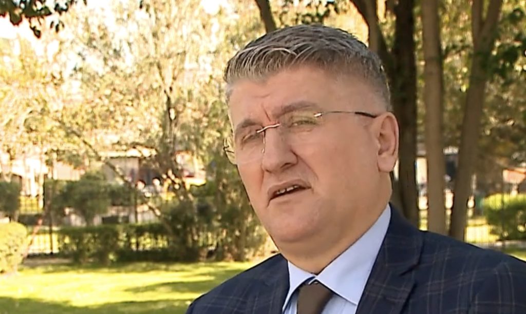 Deputeti i PD Agron Gjekmarkaj :Nuk ulem në tryezë me Berishën