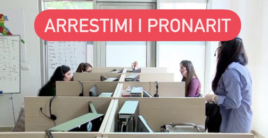 Agjenti i infiltruar zbuloi mashtrimin nëpërmjet investimit në bursë në  “call center”