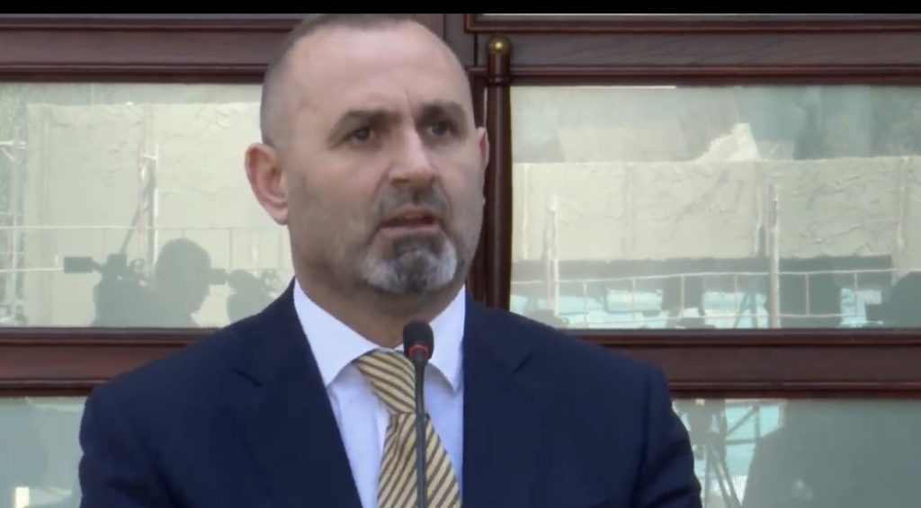 Ministri i Drejtësisë: Jemi në bashkëpunim me aleatët, për  pasuri të sekuestruara të rusëve në Shqipëri