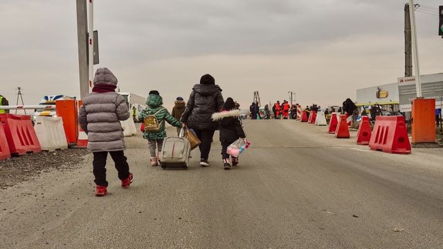 Mbeti shtatzënë pasi u përdhunua nga ushtari rus/ 14-vjeçarja ukrainase vendos ta mbajë fëmijën