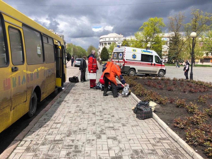 Luftime nëpër rrugë dhe bombardime: Në qytetin lindor të Ukrainës, Rusia po godet civilët