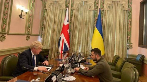 Boris Johnson takohet në Kiev me Zelensky-n: Paketë të re financiare dhe ushtarake në ndihmë të Ukrainës