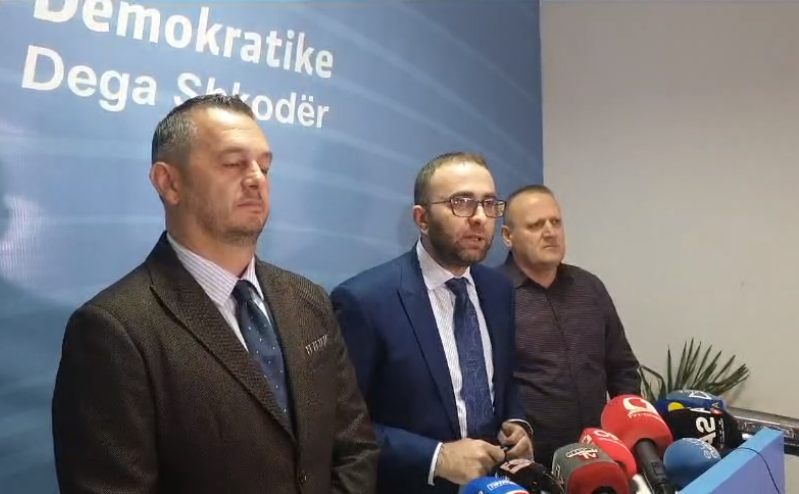 Deputeti i PD bën 4 propozime: Të ndalohet procesi i zgjedhjeve në degë