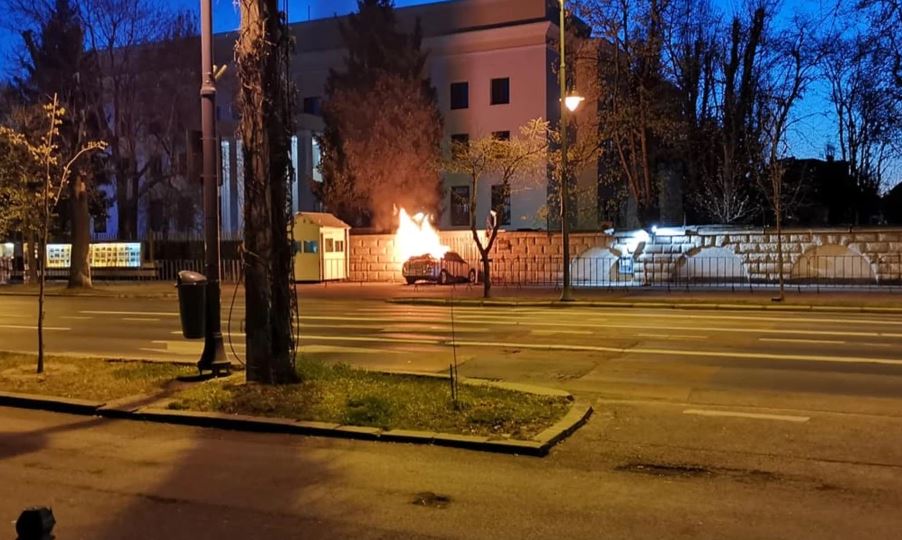 Sulmohet ambasada ruse në Rumani